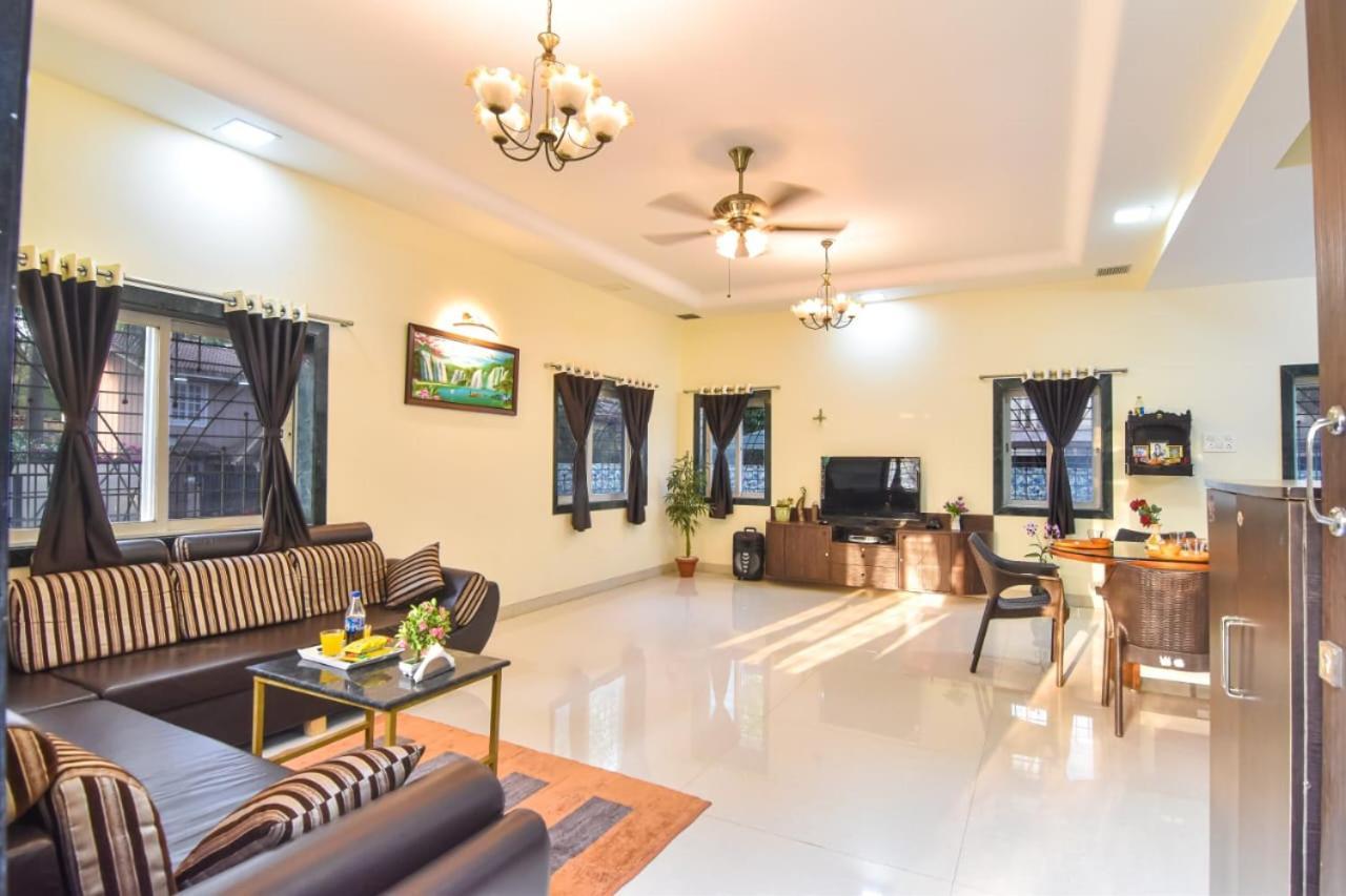 Вілла Pine View 2Bhk Лонавла Екстер'єр фото